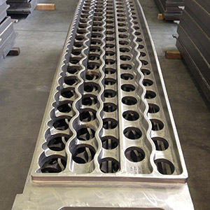 Castings for the petrochemical industry