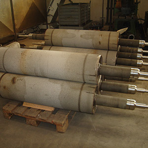 Rollers for heat treatment furnaces