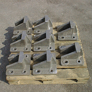 Supports and components for petrochemical furnaces