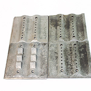 Equipment for heat treatments and incinerators