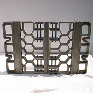 Equipment for heat treatments and incinerators