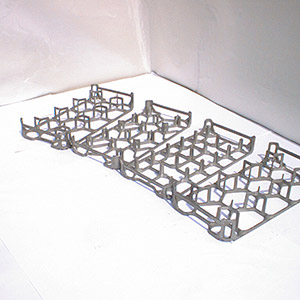 Equipment for heat treatments and incinerators