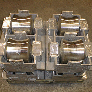 Equipment for heat treatments and incinerators